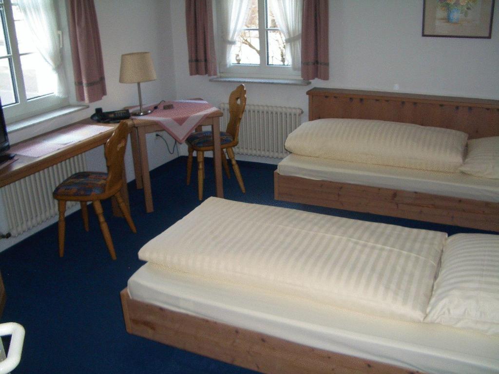 Gasthof Zur Sonne Stuttgart Room photo