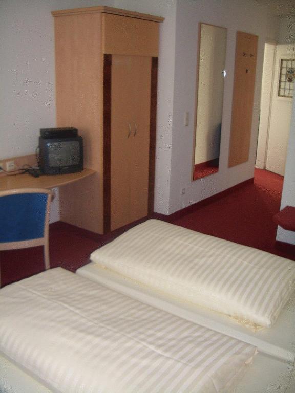 Gasthof Zur Sonne Stuttgart Room photo